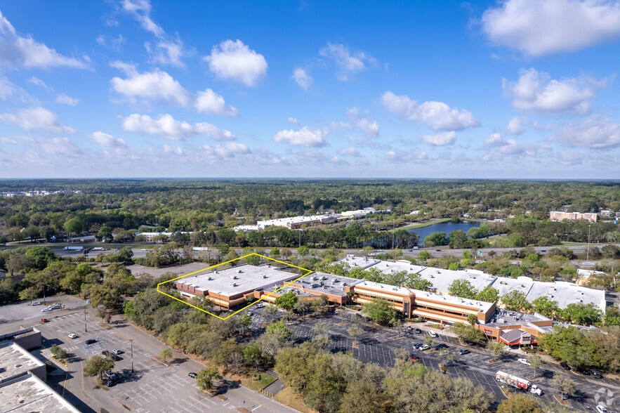 Primary Photo Of 6711 W Newberry Rd, Gainesville Department Store For Sale