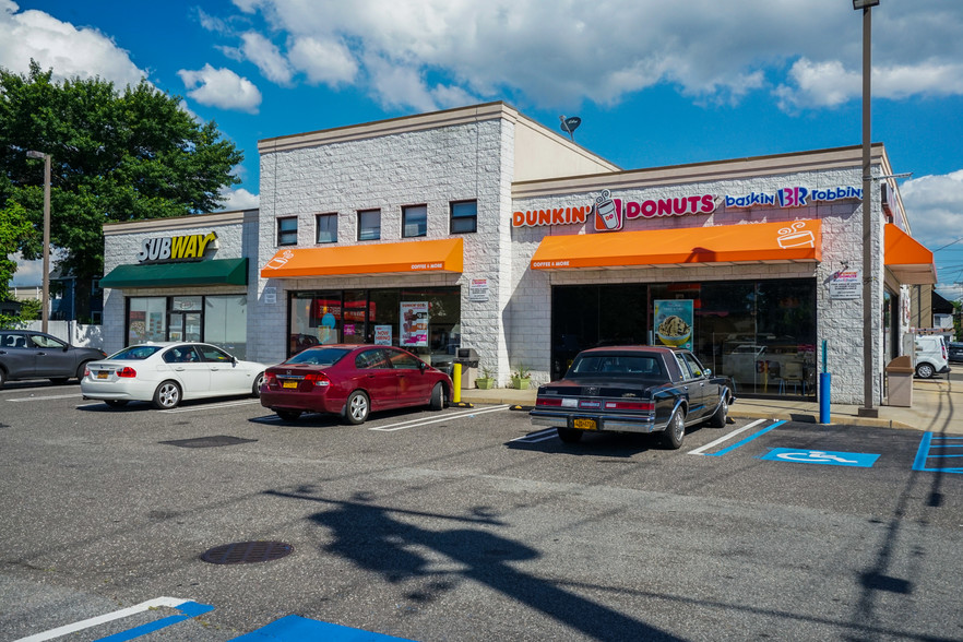 Primary Photo Of 987-989 Atlantic Ave, Baldwin Storefront For Sale