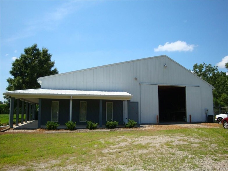 More Photos Of 701 W Main St, Trotwood Warehouse For Sale