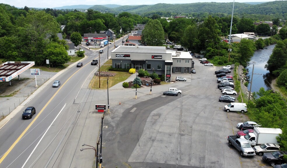 More Photos Of 301 N 9th St, Stroudsburg Auto Dealership For Lease