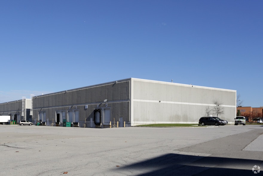 More Photos Of 4100 Sladeview Cres, Mississauga Warehouse For Lease