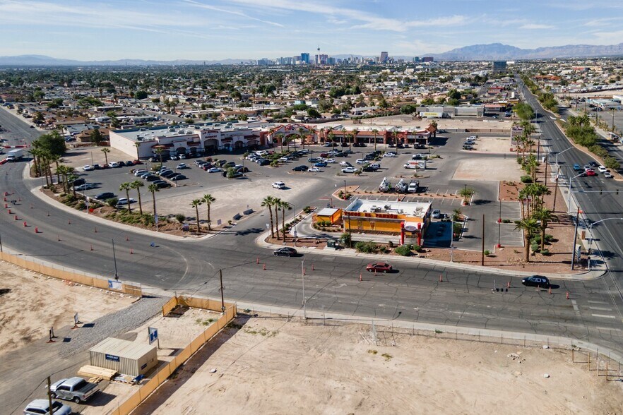 More Photos Of 2672 N Las Vegas Blvd, North Las Vegas Unknown For Lease