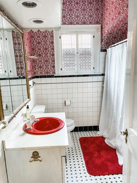 More Photos Of 2120 N Ocoee St, Cleveland Apartments For Sale