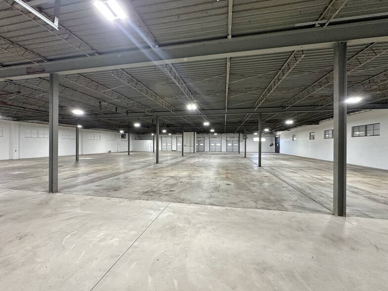 More Photos Of 4600 N Cooper Ave, Oklahoma City Warehouse For Sale