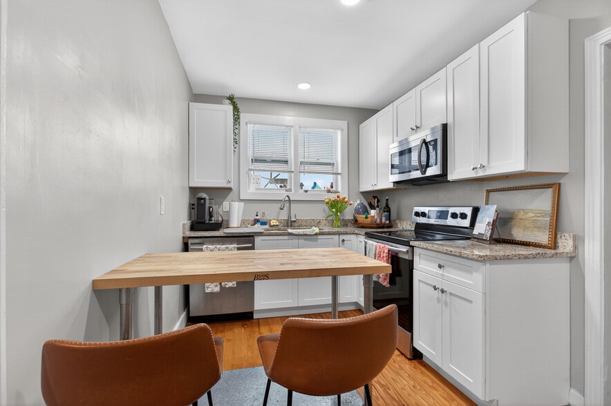 More Photos Of 123 Margaret St, Neptune Beach Multifamily For Sale