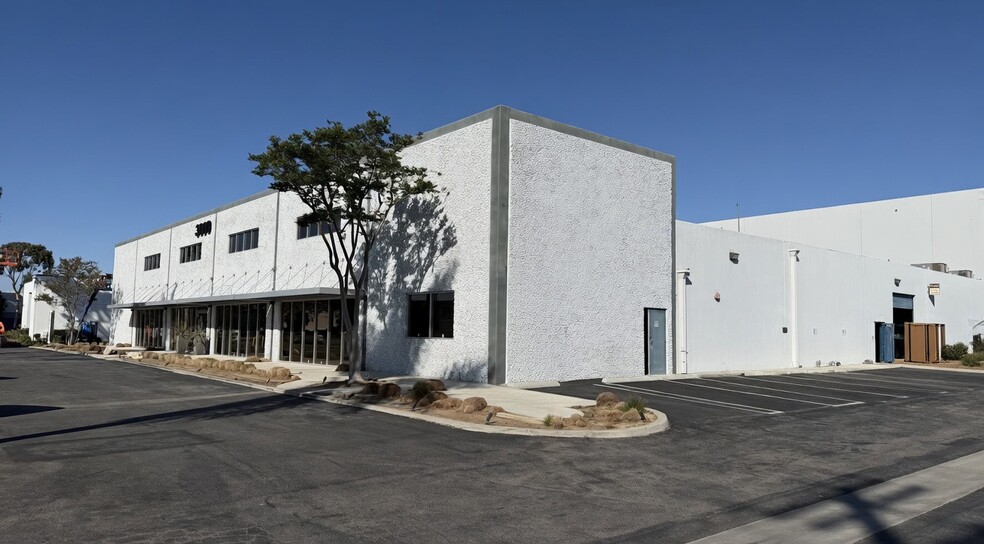 Primary Photo Of 3000 Airway Ave, Costa Mesa Research And Development For Lease
