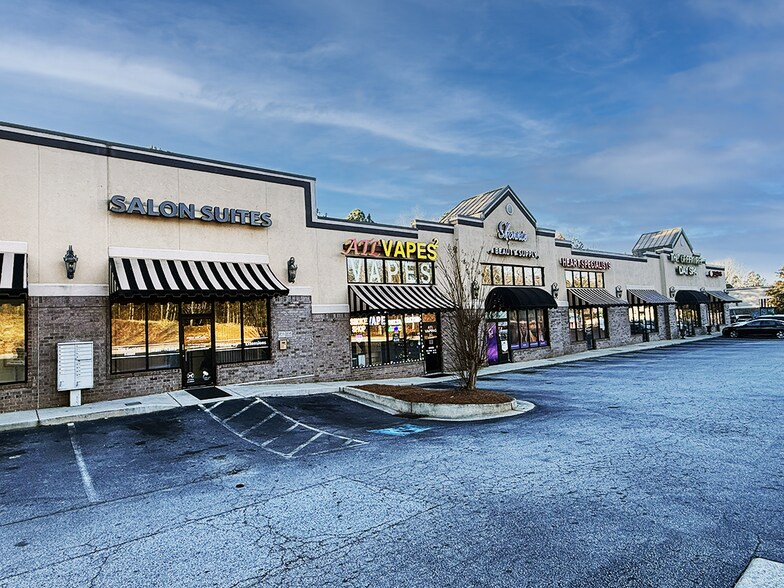 More Photos Of 6880 Douglas Blvd, Douglasville General Retail For Lease