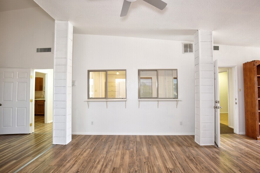 More Photos Of 404 W Main St, Payson Rehabilitation Center For Lease