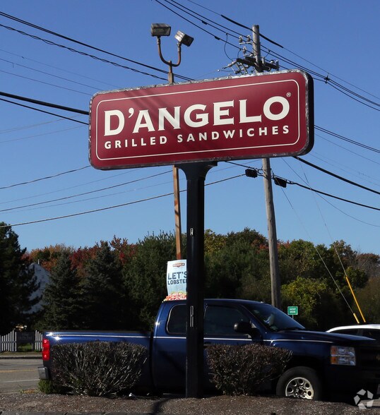 More Photos Of 646 Washington St, Easton Freestanding For Lease