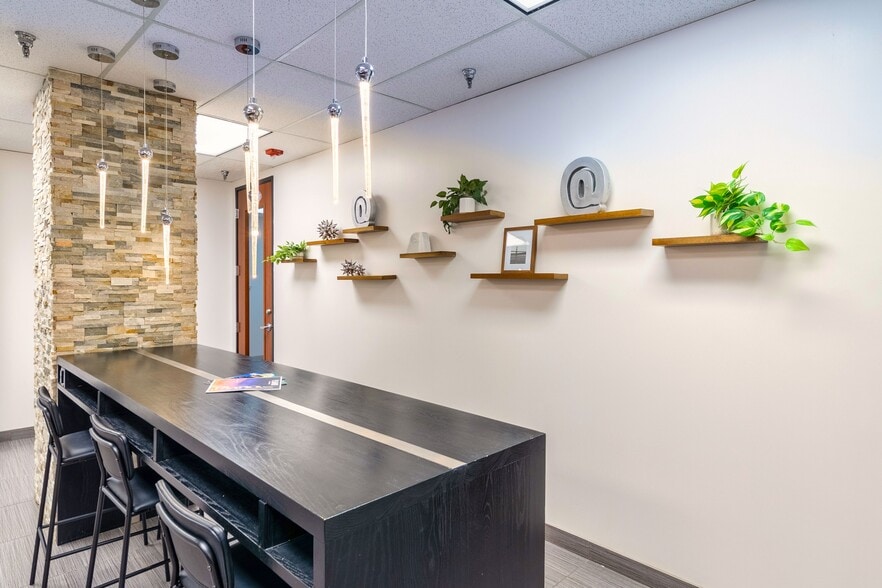 More Photos Of 1400 Preston Rd, Plano Coworking Space