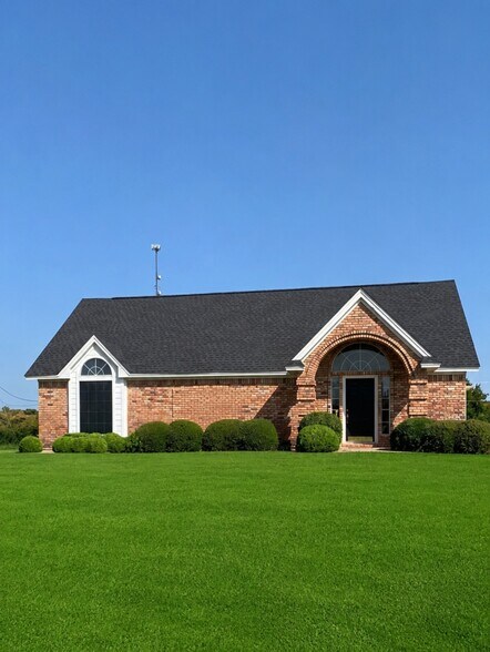 Primary Photo Of 192 W US Highway 380, Bridgeport Office For Sale