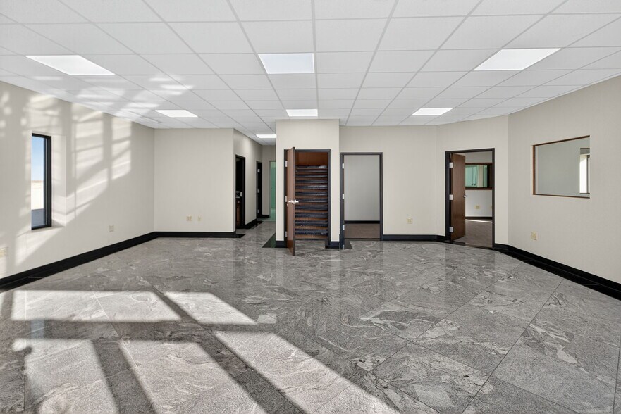 More Photos Of 16680 W Basin St, Odessa Warehouse For Sale