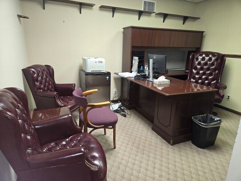 More Photos Of 200 Medical Arts Bldg, Kittanning Medical For Sale