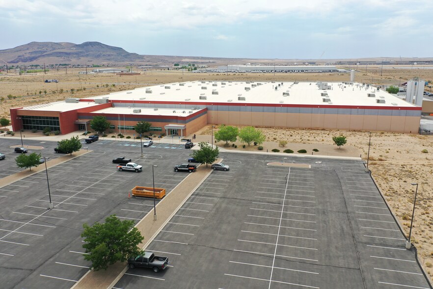 More Photos Of 1300 Desert Willow Rd, Los Lunas Manufacturing For Sale