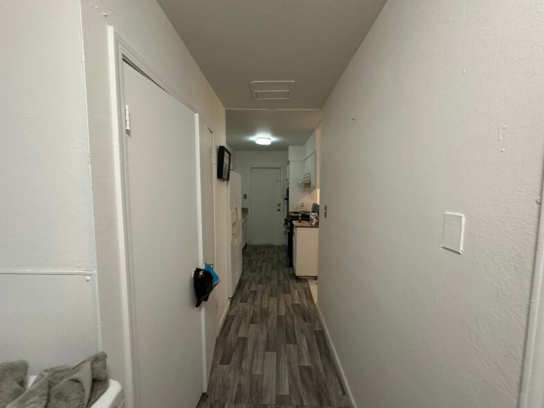 More Photos Of 3620 Elkhorn Blvd, North Highlands Dormitory For Sale