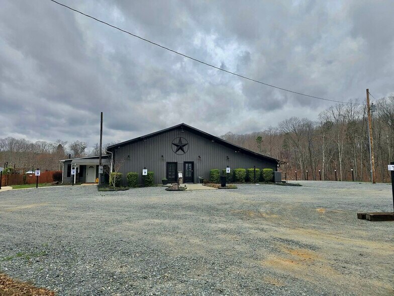 More Photos Of 23122 S NC Highway 109, Denton Specialty For Lease