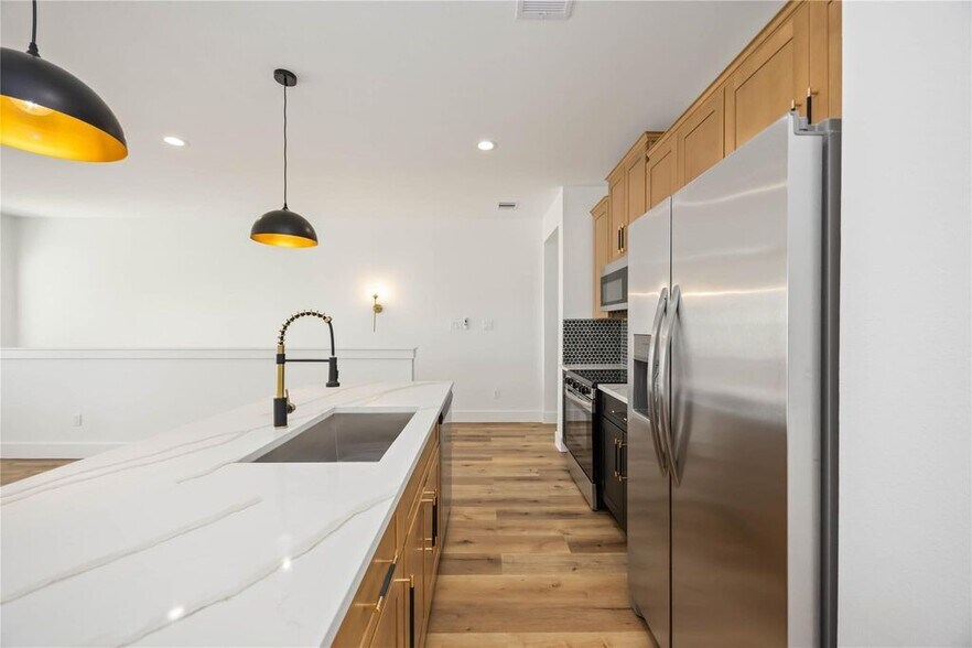 More Photos Of 8009 Cora st, Houston Multifamily For Sale