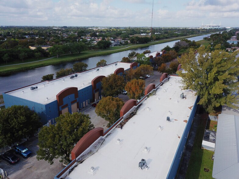 More Photos Of 20200 NW 2nd Ave, Miami Industrial For Sale