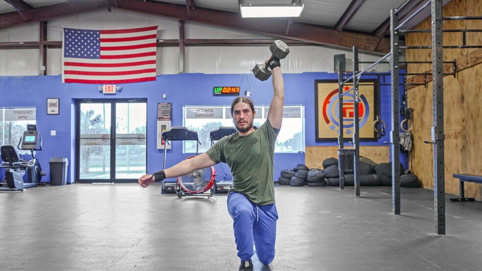 More Photos Of 140 NE Yellow Pine Ave, Madison Restaurant For Sale