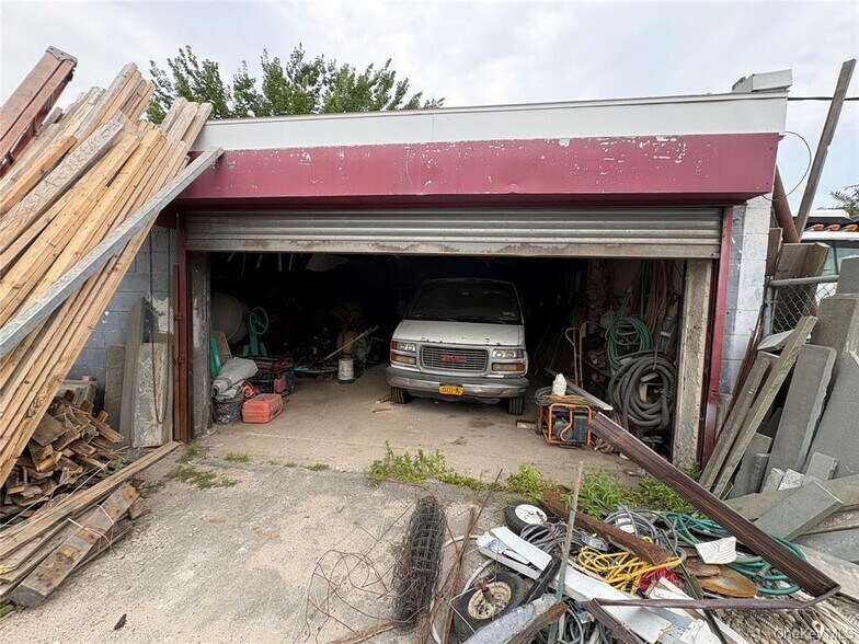 More Photos Of 11 Horton Ave, New Rochelle Land For Lease