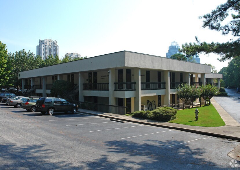 More Photos Of 5825 Glenridge Dr NE, Sandy Springs Unknown For Lease