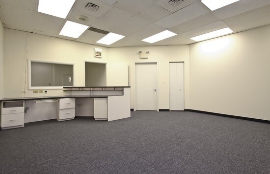 More Photos Of 800 E Northwest Hwy, Mount Prospect Office Residential For Sale