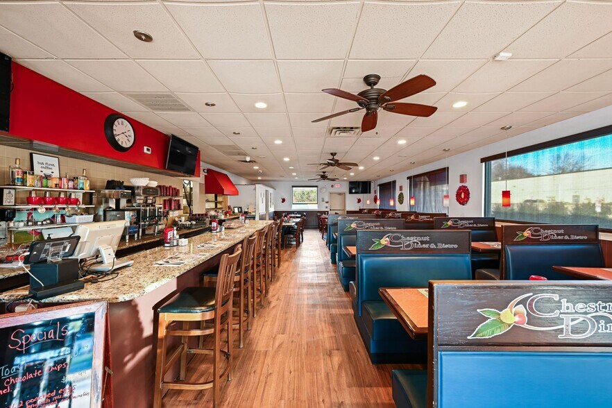 More Photos Of 2578 E Chestnut Ave, Vineland Restaurant For Sale