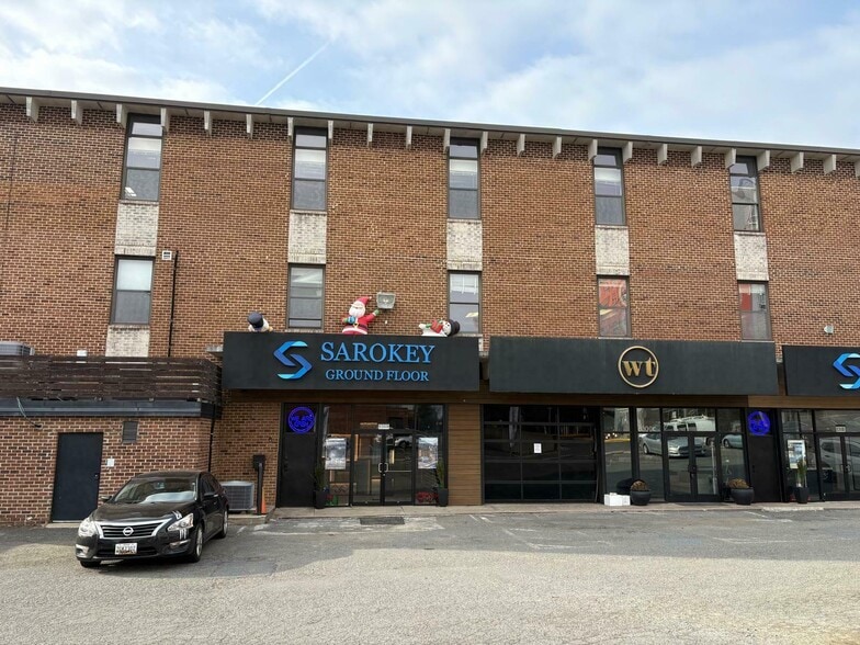 More Photos Of 8300 Merrifield Ave, Fairfax Light Distribution For Lease