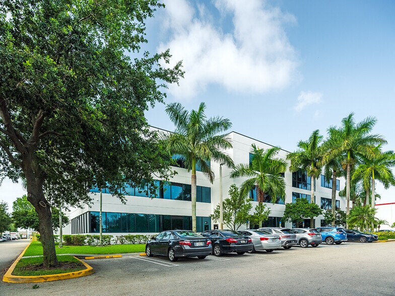 More Photos Of 2051 Dr Martin Luther King Jr Blvd, Riviera Beach Office For Sale