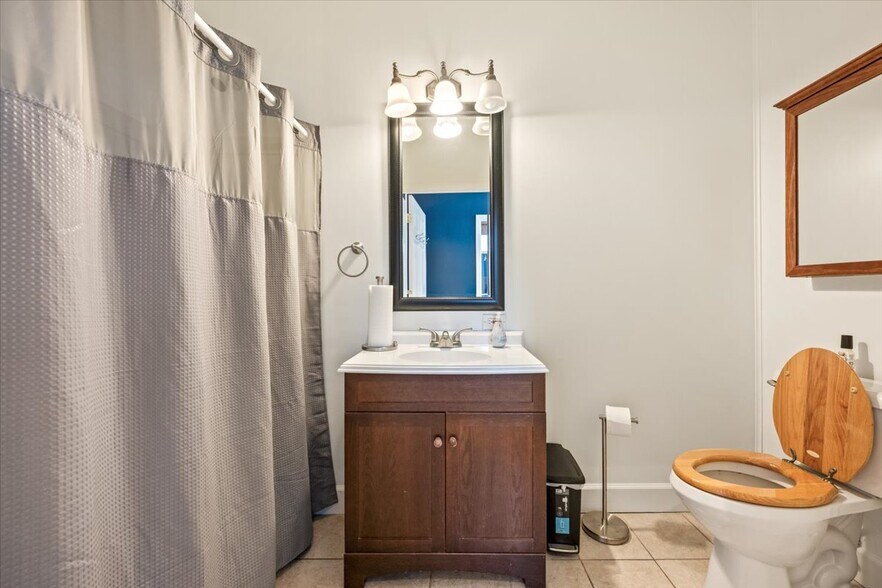 More Photos Of 7321 Madison St, Forest Park Restaurant For Sale