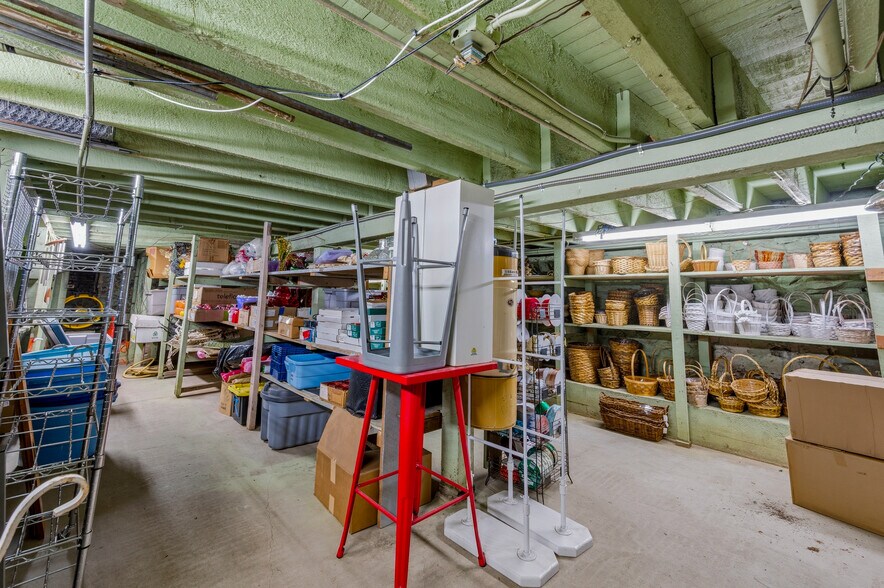 More Photos Of 102 W Main St, Grass Valley General Retail For Sale