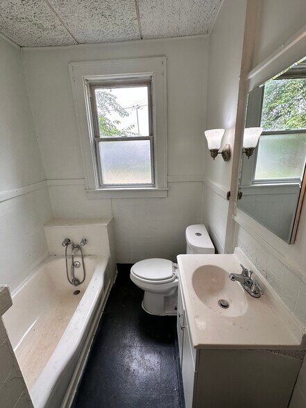 More Photos Of 14028 Faircrest St, Detroit Apartments For Sale