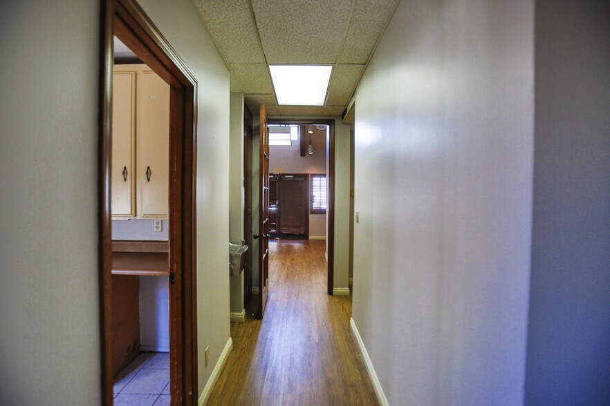 More Photos Of 1810 E 17th St, Santa Ana Medical For Lease