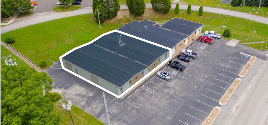 More Photos Of 273-275 Midway Ln, Oak Ridge Warehouse For Lease