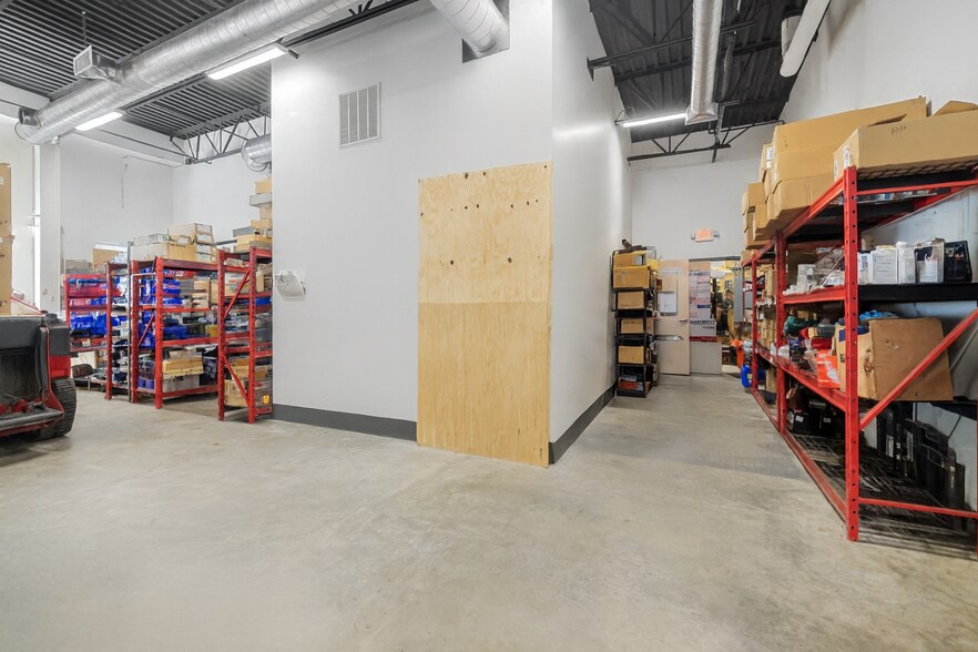 More Photos Of 251-255 Andover St, Peabody Storefront For Lease