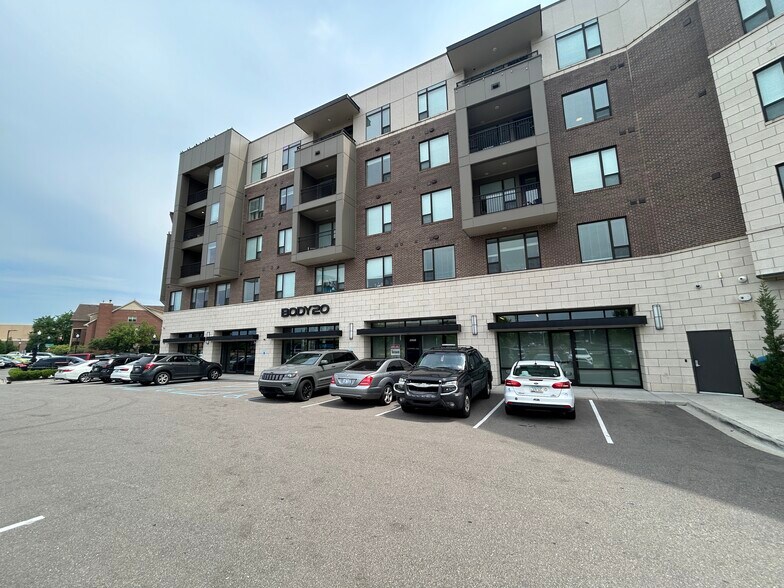 More Photos Of 25090 Woodward Ave, Royal Oak Apartments For Lease
