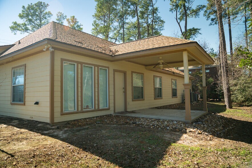 More Photos Of 5726 Root Rd, Spring Office Residential For Sale