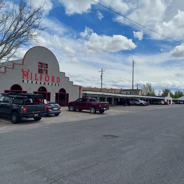 More Photos Of 485 S 100 W, Milford Hotel For Sale