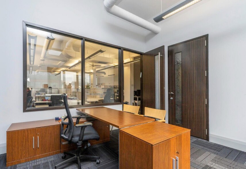 More Photos Of 229 Sheppard Ave W, Toronto Office For Sale