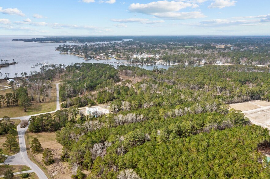 More Photos Of 604 Shorey Dr, Oriental Land For Sale