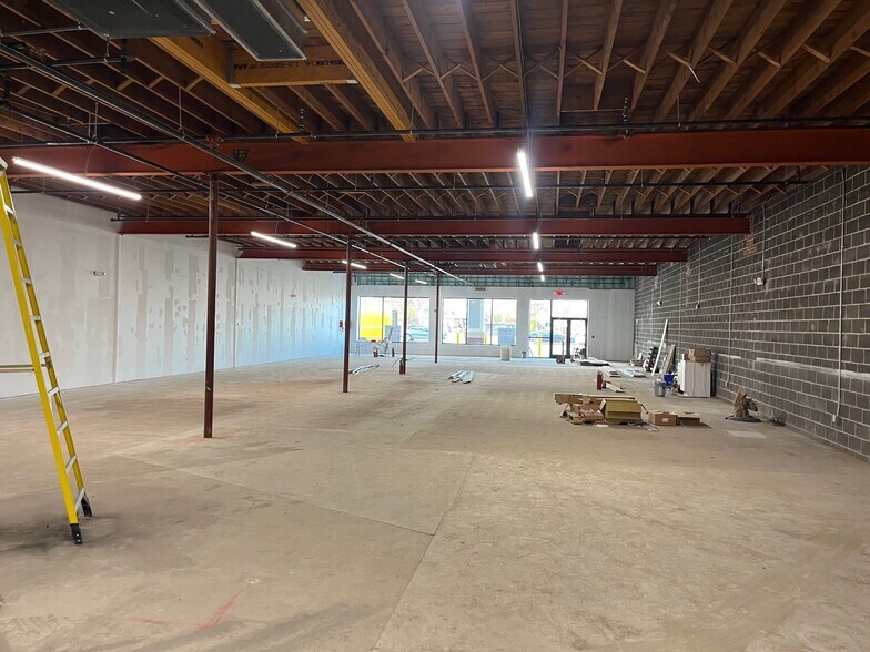 More Photos Of 1280-1290 Warwick Ave, Warwick Freestanding For Lease