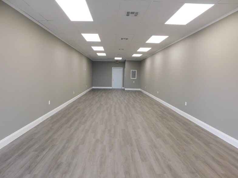 More Photos Of Rockledge Plaza, Rockledge Office For Sale