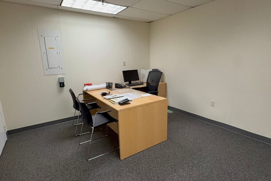 More Photos Of 10 Island Brook Ave, Bridgeport Warehouse For Sale