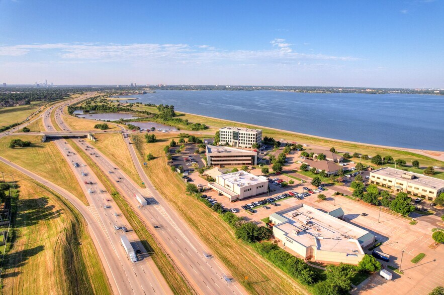 More Photos Of 10914 Hefner Pointe Dr, Oklahoma City Medical For Lease