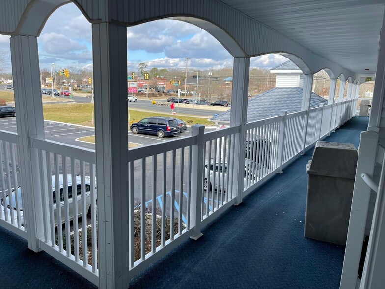 More Photos Of 633 White Horse Pike, Absecon Hotel For Sale
