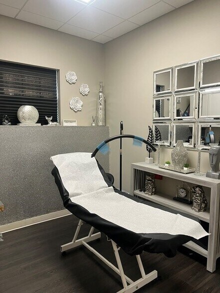 More Photos Of 186 County Road 520 W, Marlboro Medical For Lease