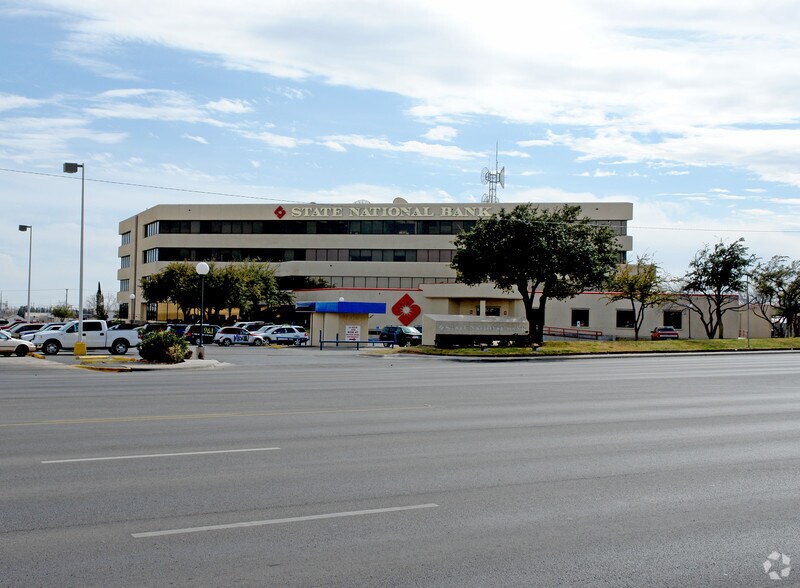 More Photos Of 1330 E 8th St, Odessa Office For Lease
