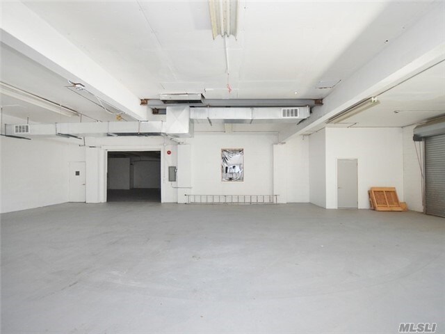 More Photos Of 3 Secatoag Ave, Port Washington Coworking Space