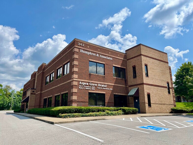Primary Photo Of 342 Cool Springs Blvd, Franklin Medical For Lease