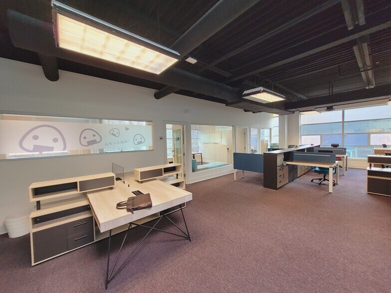 More Photos Of 5489 Byrne Rd, Burnaby Light Manufacturing For Sale